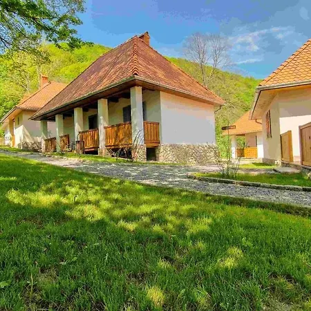 Koertoeves Guest Village Guest house