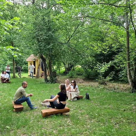 Guest house Koertoeves Guest Village Varghis