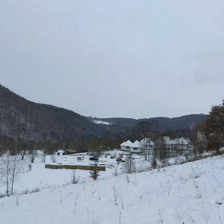 Koertoeves Guest Village Guest house Varghis