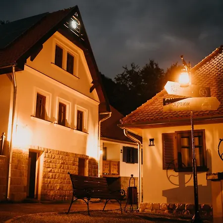 Koertoeves Guest Village Guest house