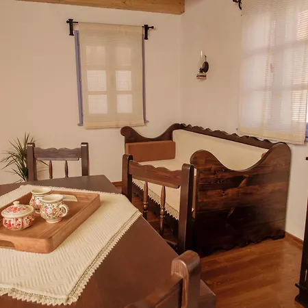 Koertoeves Guest Village Guest house Varghis